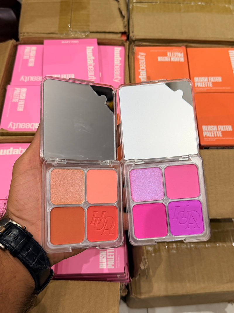 HUDA BEAUTY - Blush Filter Blurring Blushlighters Palette