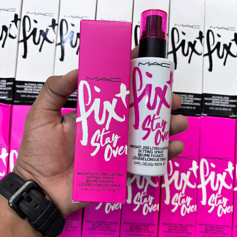 Mac FIX+ STAY OVER WEIGHTLESS LONG-LASTING