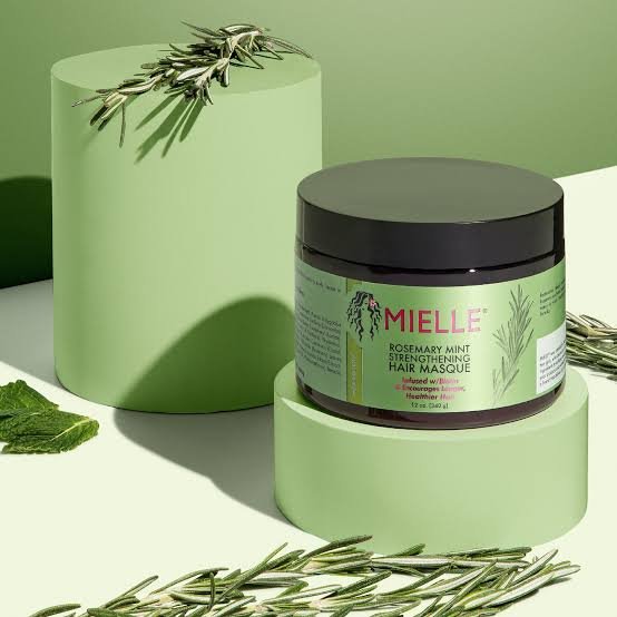 Mielle Rosemary Mint Strengthening Hair Masque (340gm) image 2