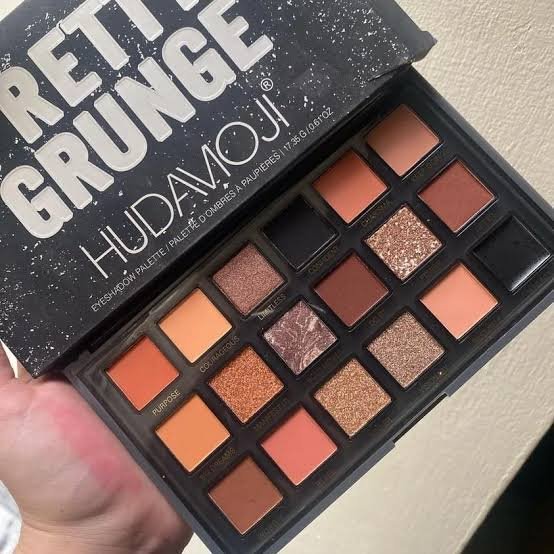 Pretty Grunge Eyeshadow Palette image 0